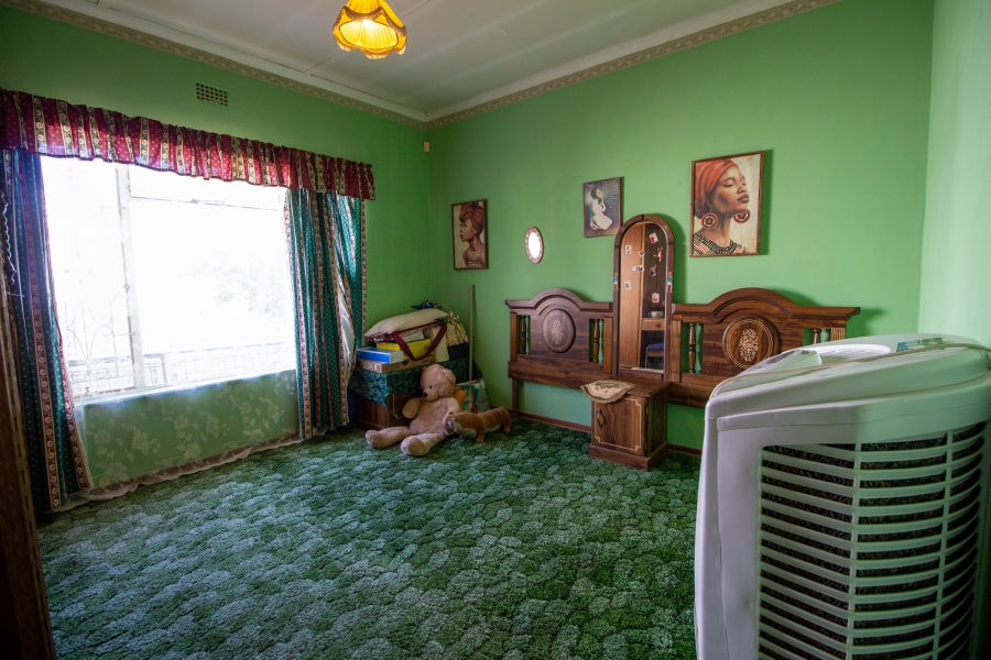 3 Bedroom Property for Sale in Lemoendraai Northern Cape